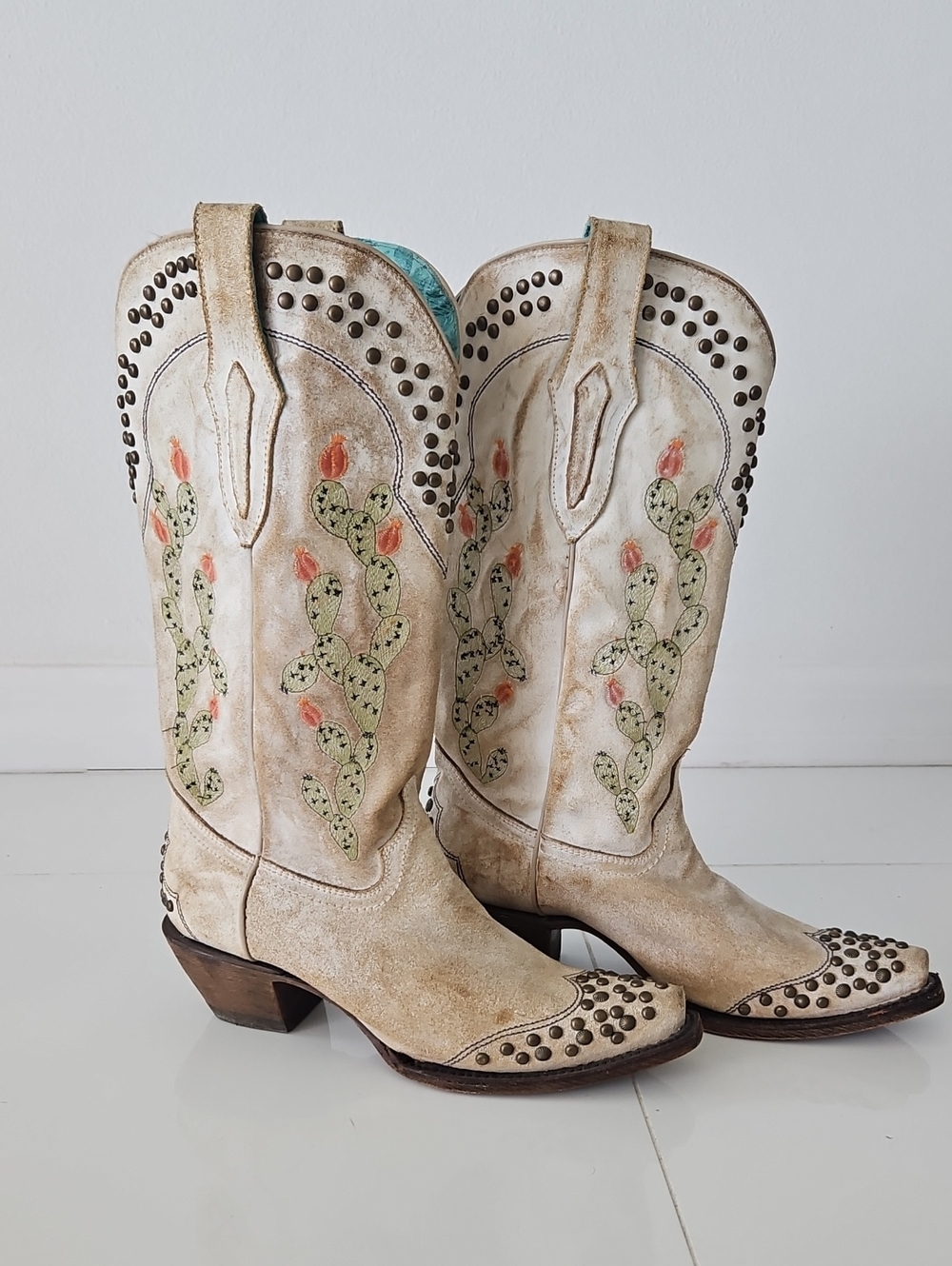 Corral Women's Nopal Cactus Leather Western  Studded Boots